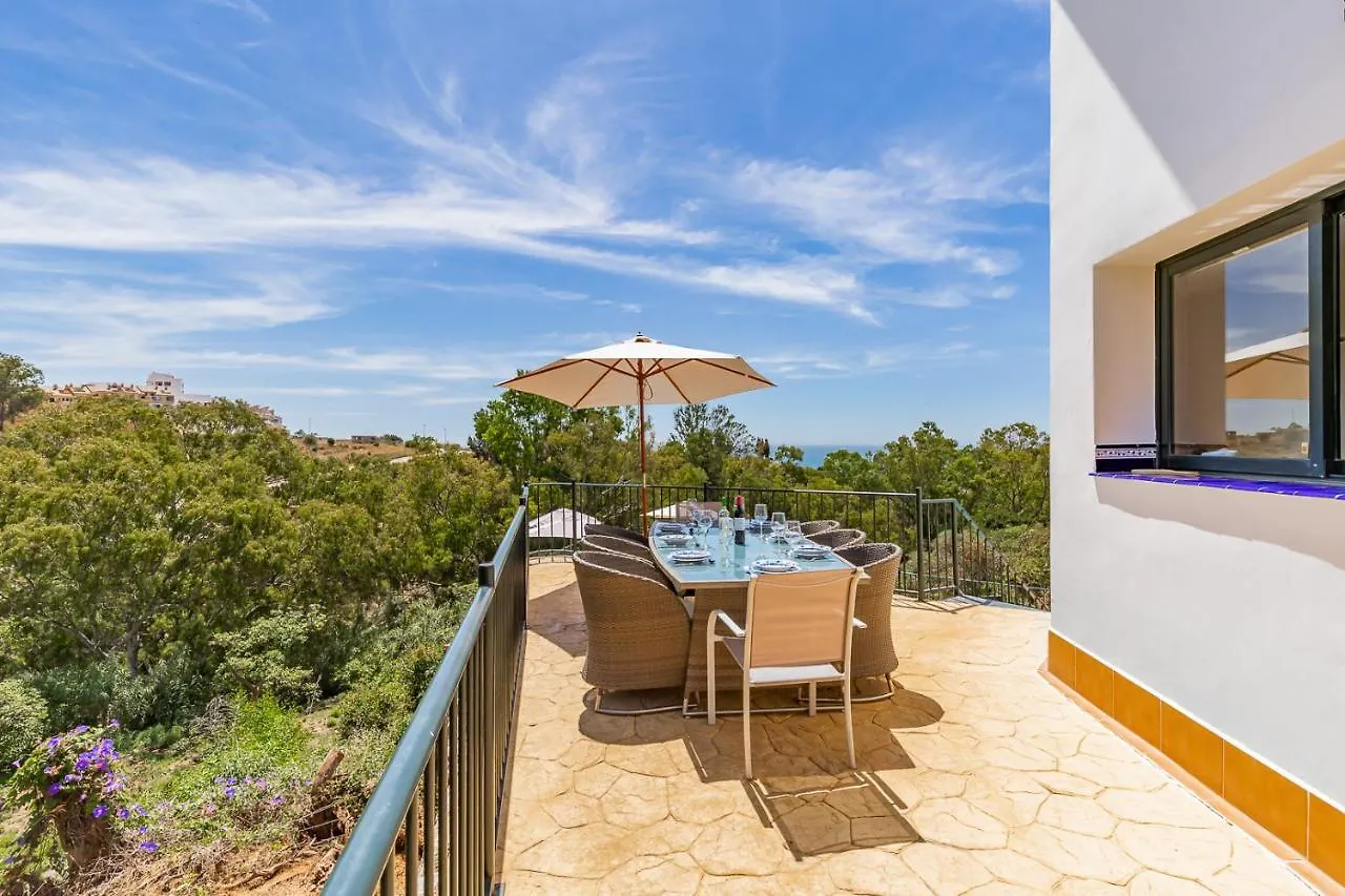 Tranquil 2 Bed Villa With Private Pool + Sea View! 베날마데나코스타 스페인