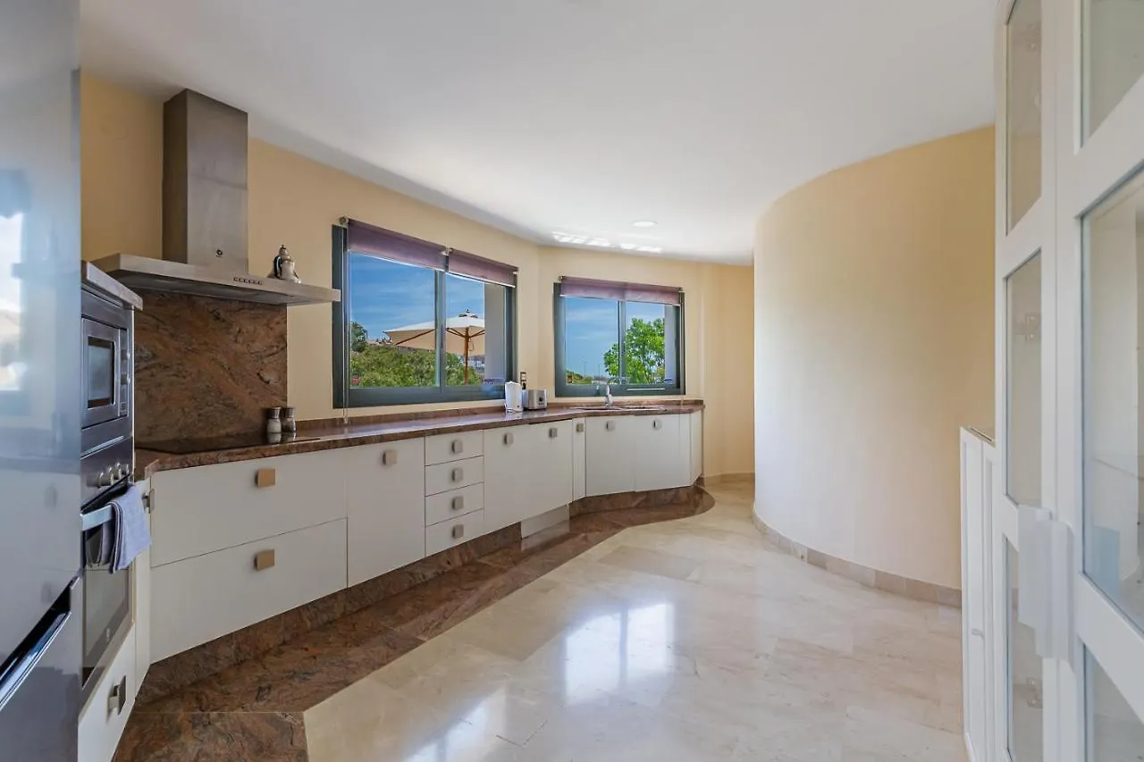 Tranquil 2 Bed Villa With Private Pool + Sea View! Benalmádena